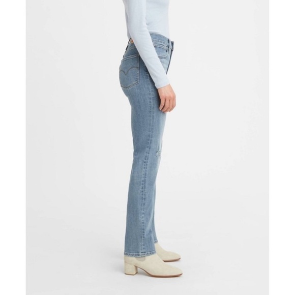 Levi's® Women's 724™M High-Rise Straight Jeans
- Slate Fixer 32
Nwt - Picture 3 of 7